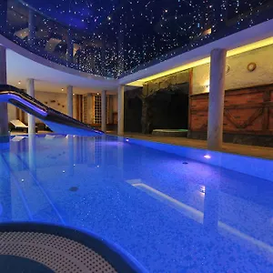 4* Hotel Krysztal Conference &